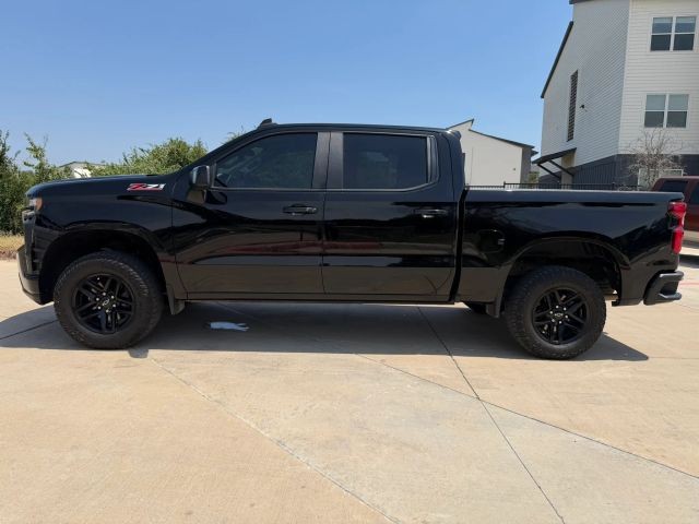 Chevrolet Silverado 1500 Vehicle Full-screen Gallery Image 03
