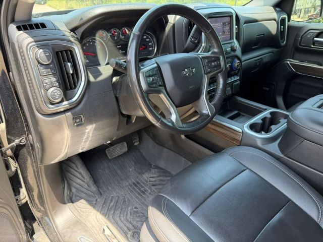 Chevrolet Silverado 1500 Vehicle Full-screen Gallery Image 11