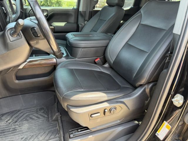 Chevrolet Silverado 1500 Vehicle Full-screen Gallery Image 12