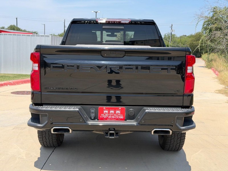 Chevrolet Silverado 1500 Vehicle Full-screen Gallery Image 05