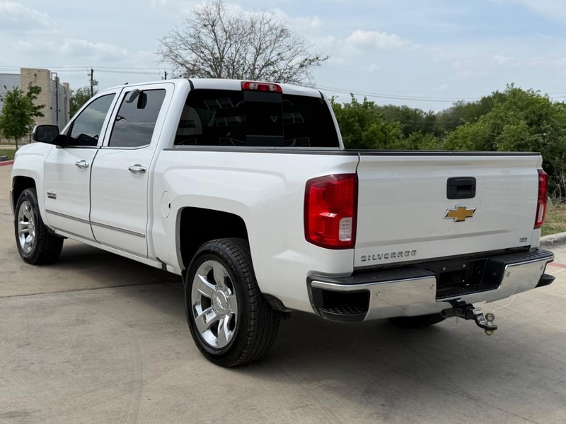 Chevrolet Silverado 1500 Vehicle Full-screen Gallery Image 04