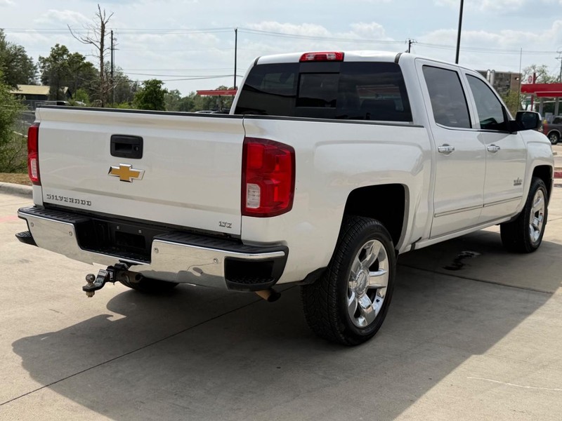 Chevrolet Silverado 1500 Vehicle Full-screen Gallery Image 06