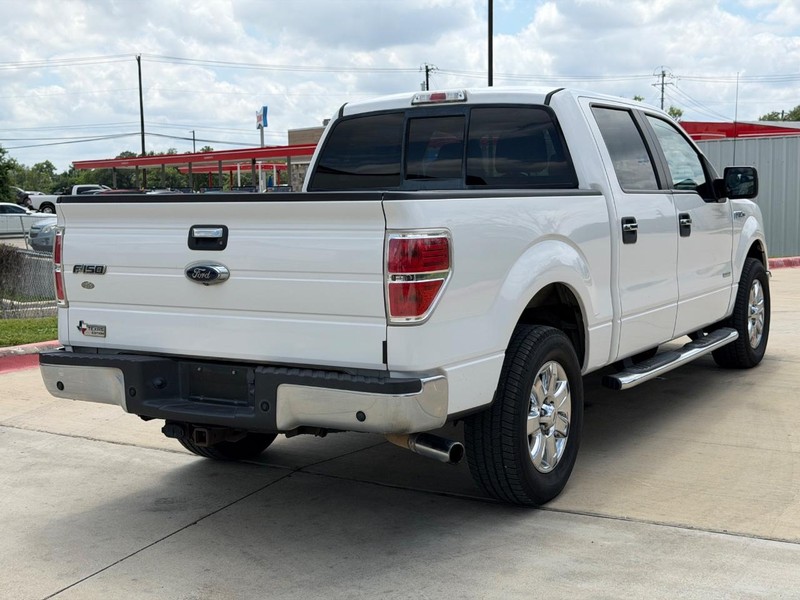 Ford F-150 Vehicle Full-screen Gallery Image 06