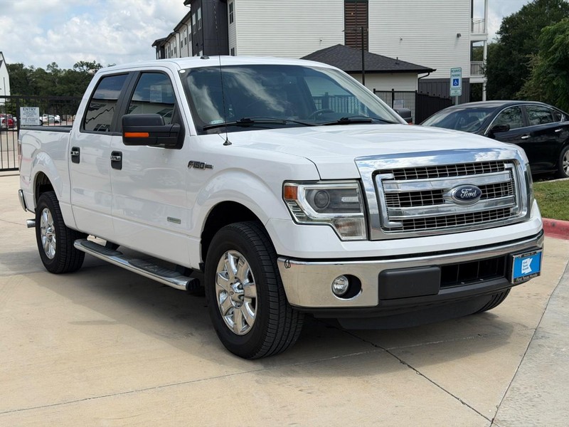 Ford F-150 Vehicle Full-screen Gallery Image 08