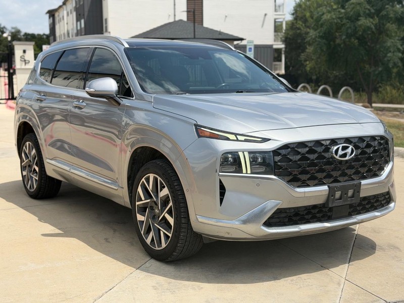 Hyundai Santa Fe Vehicle Full-screen Gallery Image 08