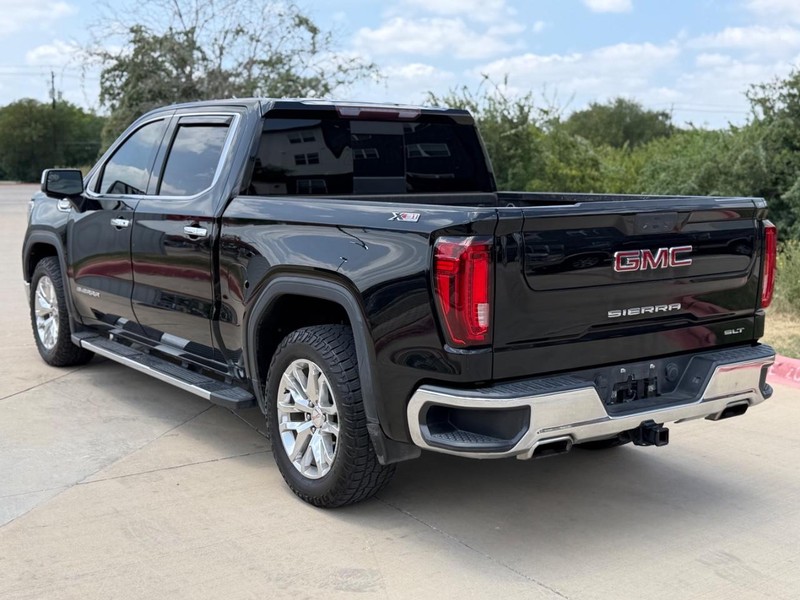 GMC Sierra 1500 Vehicle Full-screen Gallery Image 04