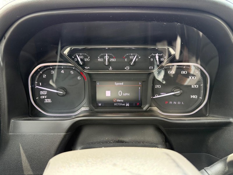 GMC Sierra 1500 Vehicle Full-screen Gallery Image 13