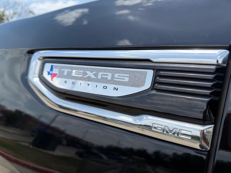 GMC Sierra 1500 Vehicle Full-screen Gallery Image 23
