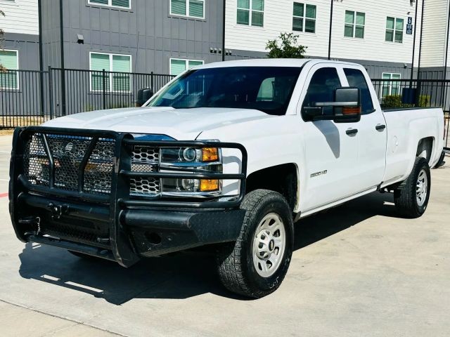 Chevrolet Silverado 2500HD Vehicle Full-screen Gallery Image 02