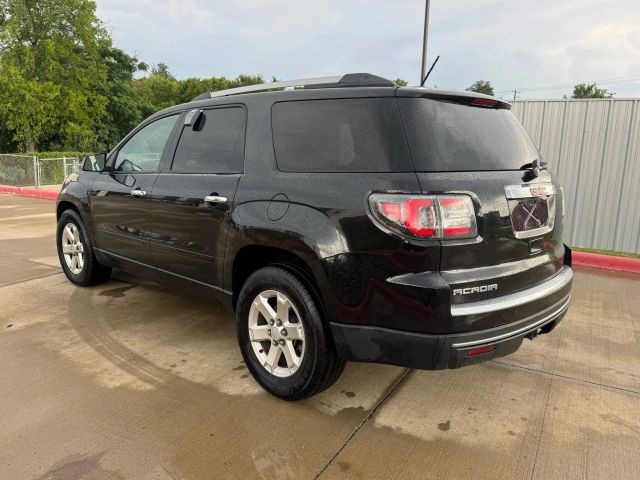 GMC Acadia Vehicle Full-screen Gallery Image 07