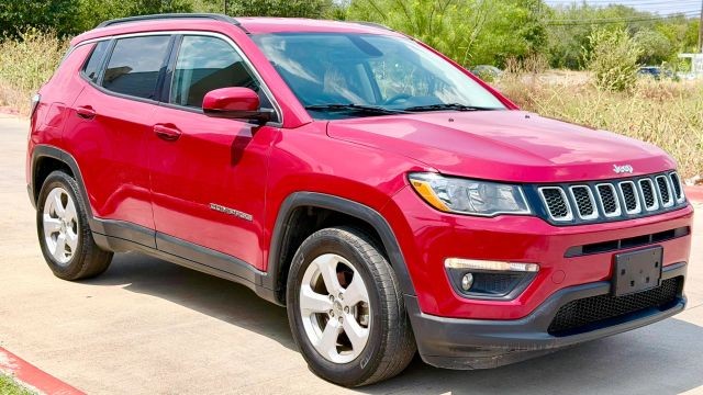 Jeep Compass Vehicle Full-screen Gallery Image 04