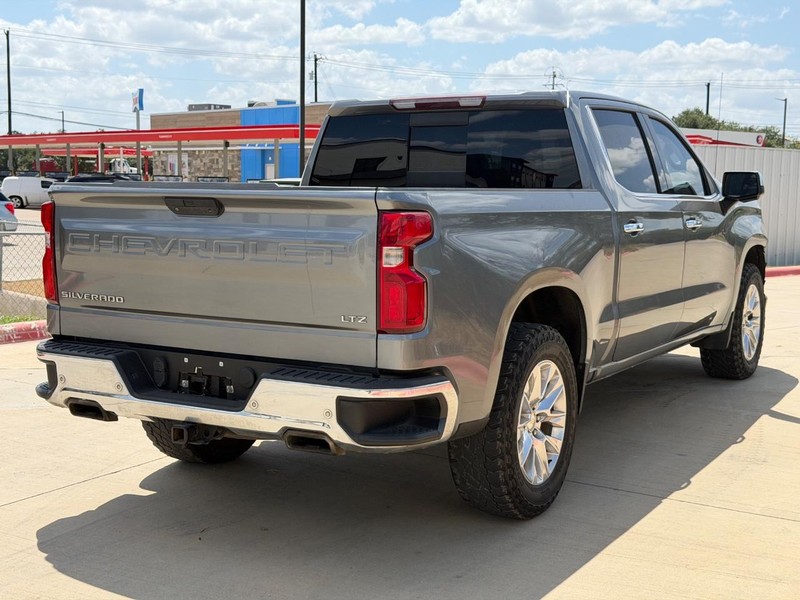 Chevrolet Silverado 1500 Vehicle Full-screen Gallery Image 06