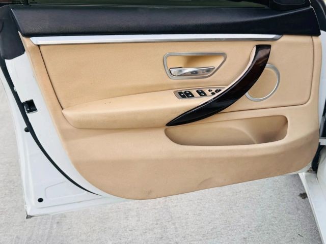 BMW 4 Series Vehicle Full-screen Gallery Image 09