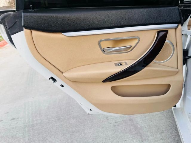 BMW 4 Series Vehicle Full-screen Gallery Image 13