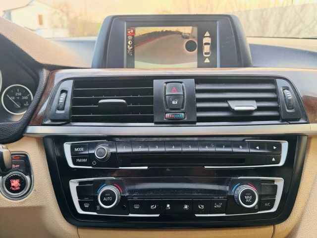 BMW 4 Series Vehicle Full-screen Gallery Image 15
