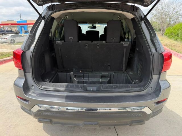 Nissan Pathfinder Vehicle Full-screen Gallery Image 21