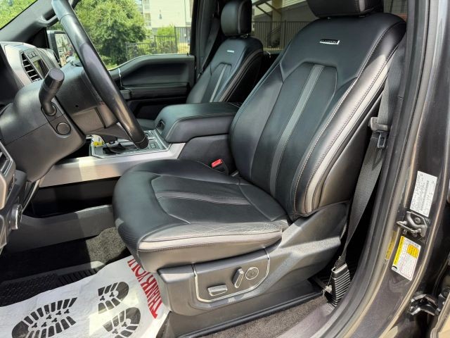 Ford F-150 Vehicle Full-screen Gallery Image 12