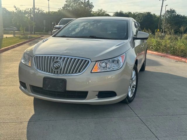 Buick LaCrosse Vehicle Full-screen Gallery Image 03