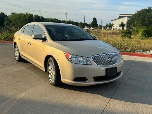 Buick LaCrosse Vehicle Full-screen Gallery Image 04