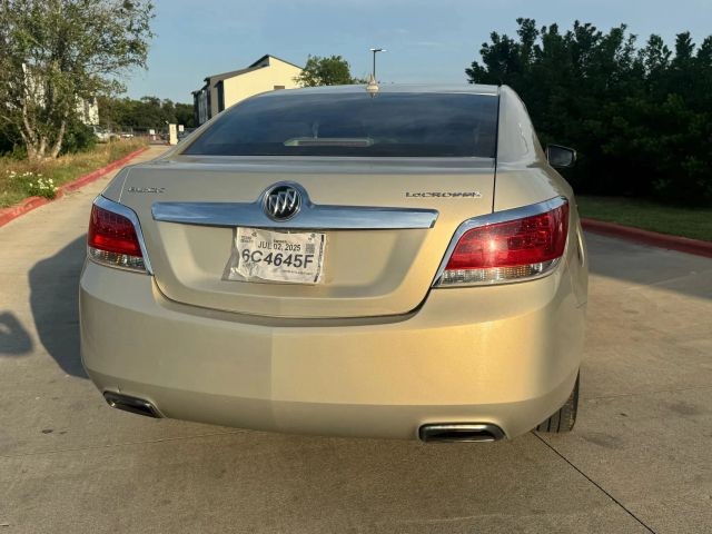 Buick LaCrosse Vehicle Full-screen Gallery Image 08