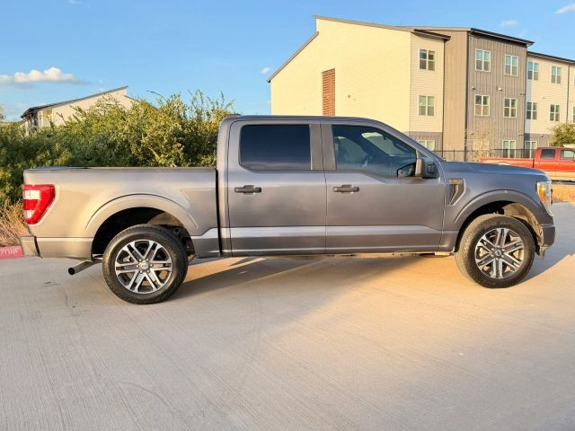 Ford F-150 Vehicle Full-screen Gallery Image 07
