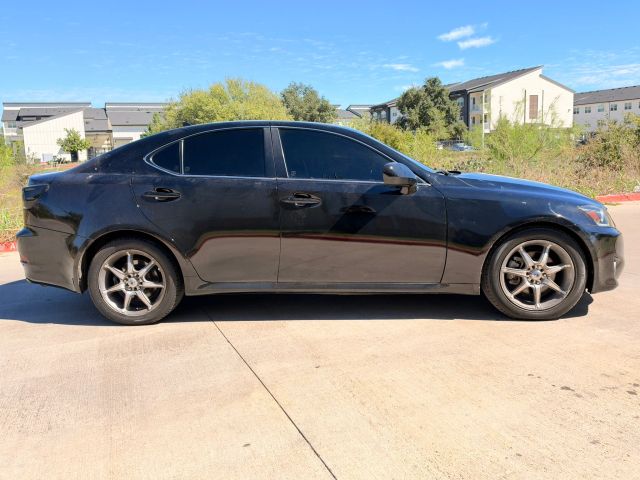 Lexus IS 250 Vehicle Full-screen Gallery Image 07