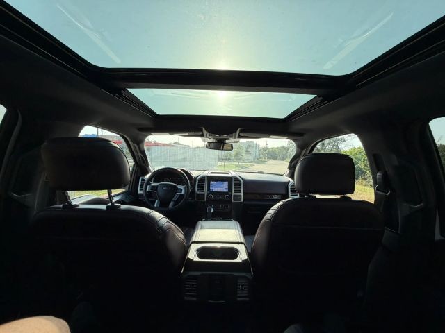 Ford F-150 Vehicle Full-screen Gallery Image 22