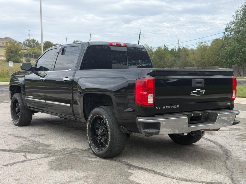 Chevrolet Silverado 1500 Vehicle Full-screen Gallery Image 04