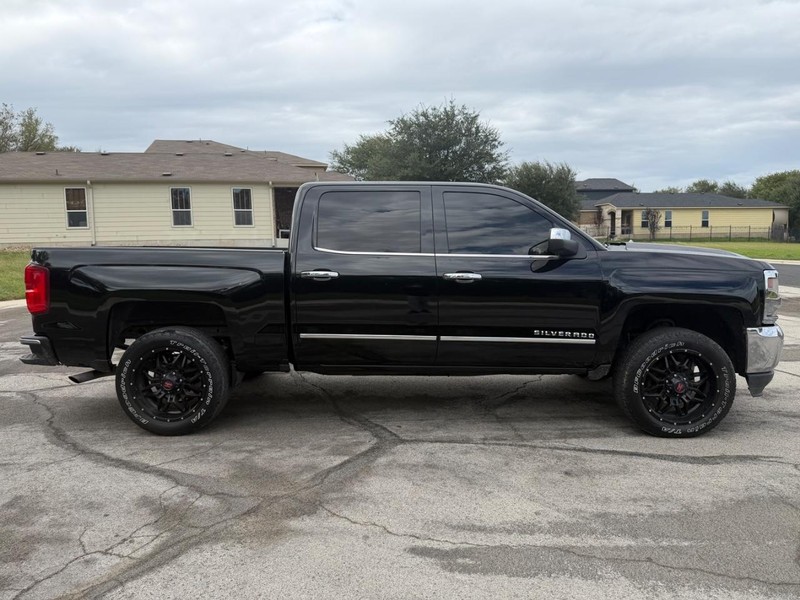 Chevrolet Silverado 1500 Vehicle Full-screen Gallery Image 07