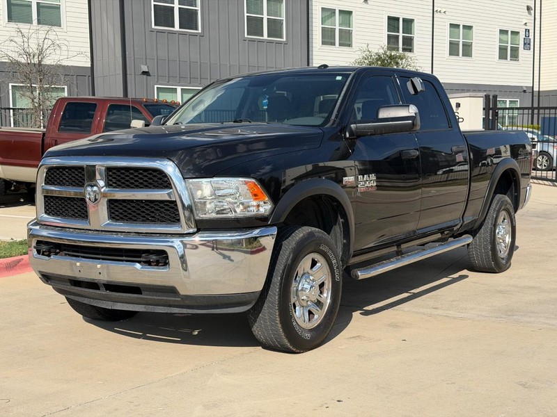 Ram 2500 Vehicle Full-screen Gallery Image 02