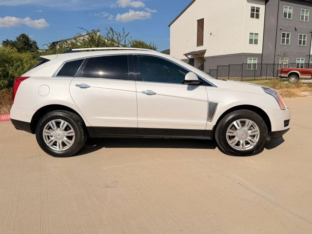 Cadillac SRX Vehicle Full-screen Gallery Image 07