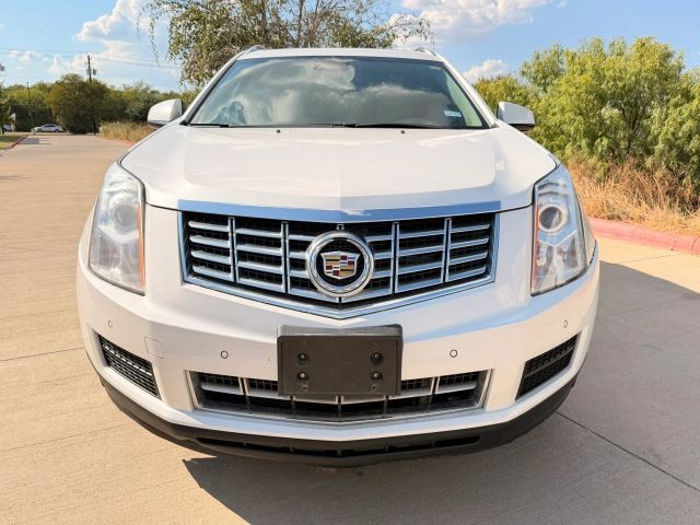 Cadillac SRX Vehicle Full-screen Gallery Image 09