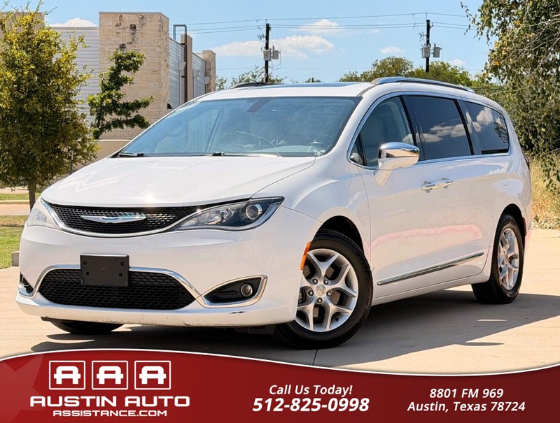 Chrysler Pacifica Vehicle Full-screen Gallery Image 01