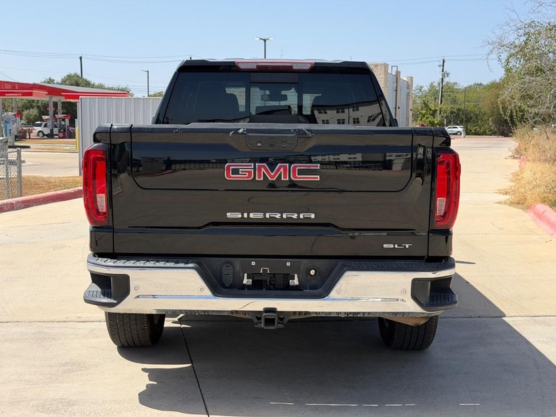 GMC Sierra 1500 Vehicle Full-screen Gallery Image 05