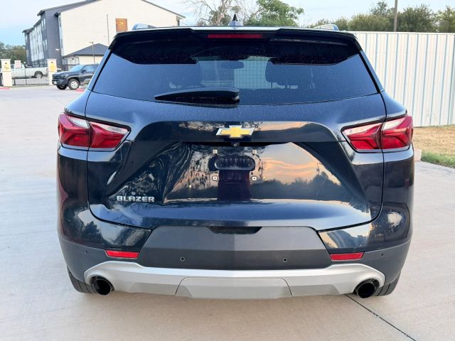 Chevrolet Blazer Vehicle Full-screen Gallery Image 05