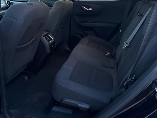 Chevrolet Blazer Vehicle Full-screen Gallery Image 13