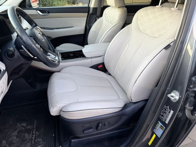 Hyundai Palisade Vehicle Full-screen Gallery Image 12