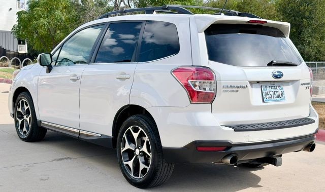 Subaru Forester Vehicle Full-screen Gallery Image 04