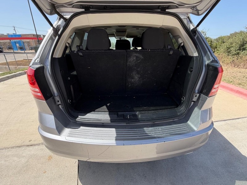 Dodge Journey Vehicle Full-screen Gallery Image 20