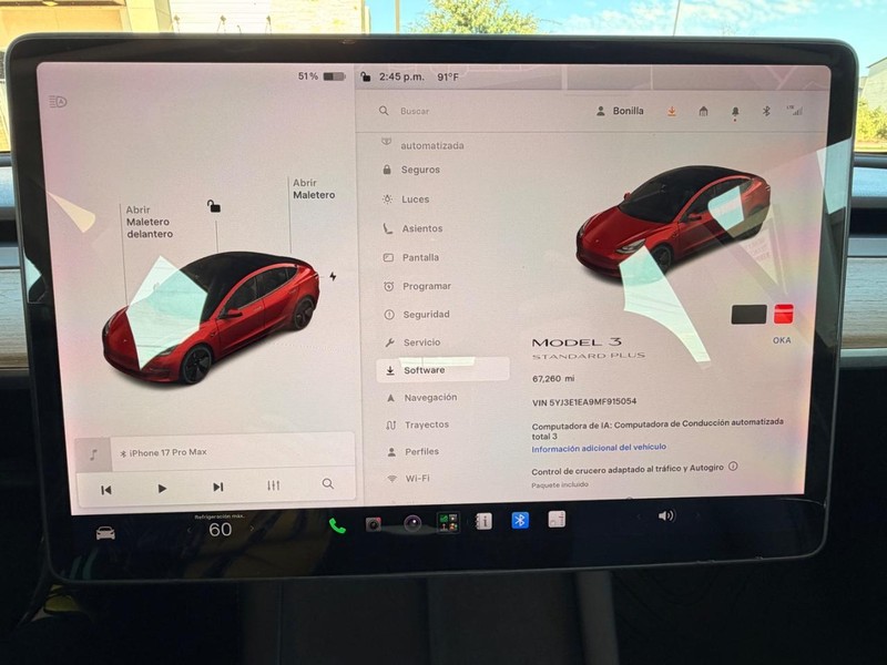 Tesla Model 3 Vehicle Full-screen Gallery Image 15