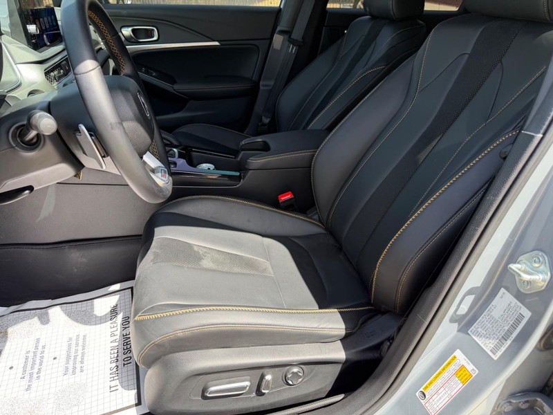 Acura Integra Vehicle Full-screen Gallery Image 12