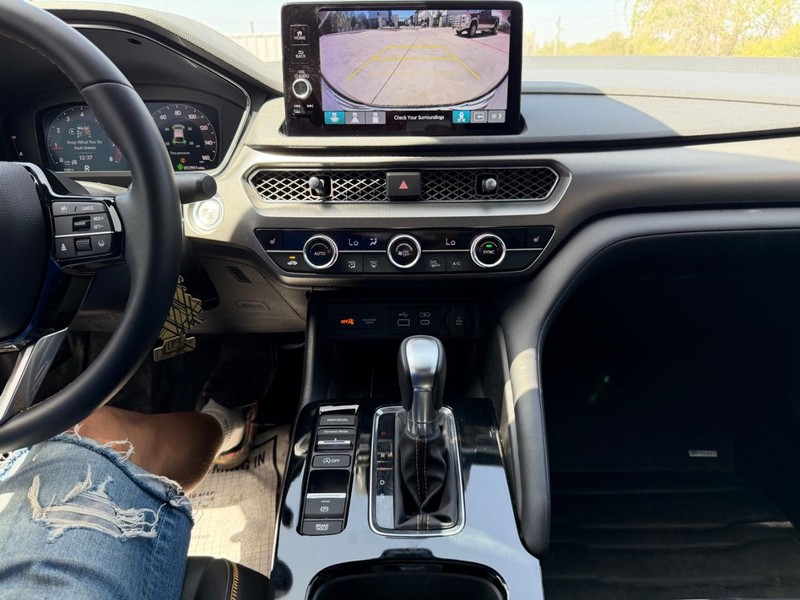 Acura Integra Vehicle Full-screen Gallery Image 15