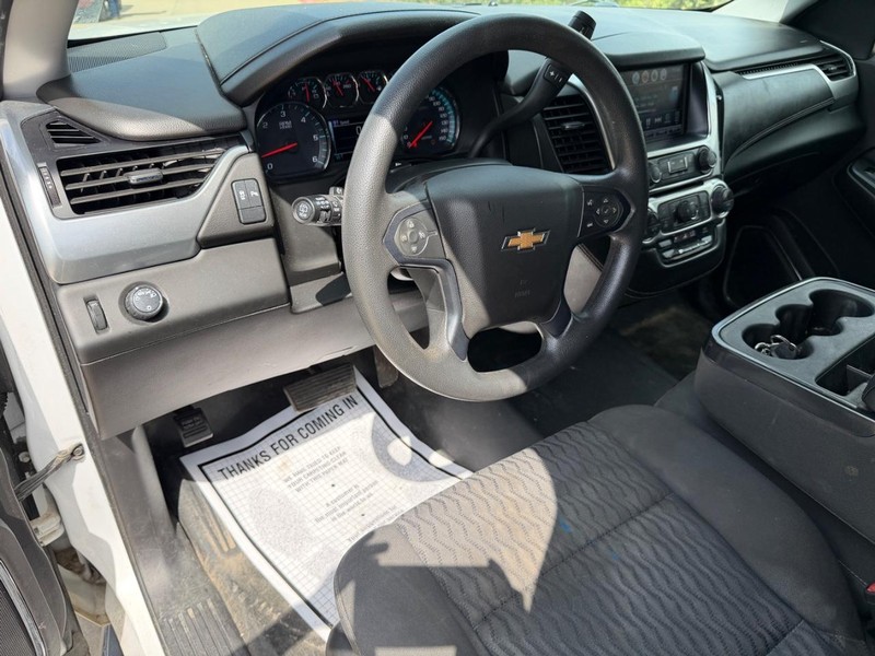 Chevrolet Tahoe Vehicle Full-screen Gallery Image 11