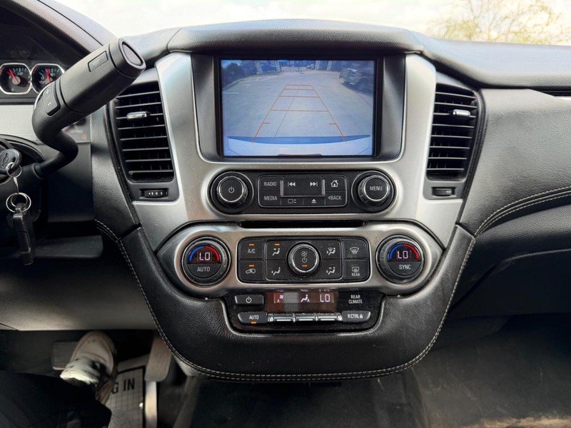 Chevrolet Tahoe Vehicle Full-screen Gallery Image 15