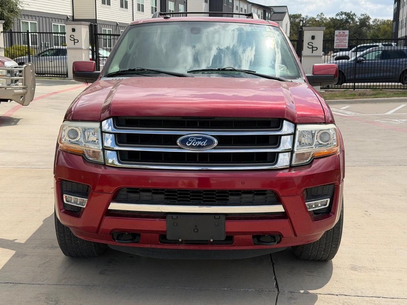 Ford Expedition Vehicle Full-screen Gallery Image 09