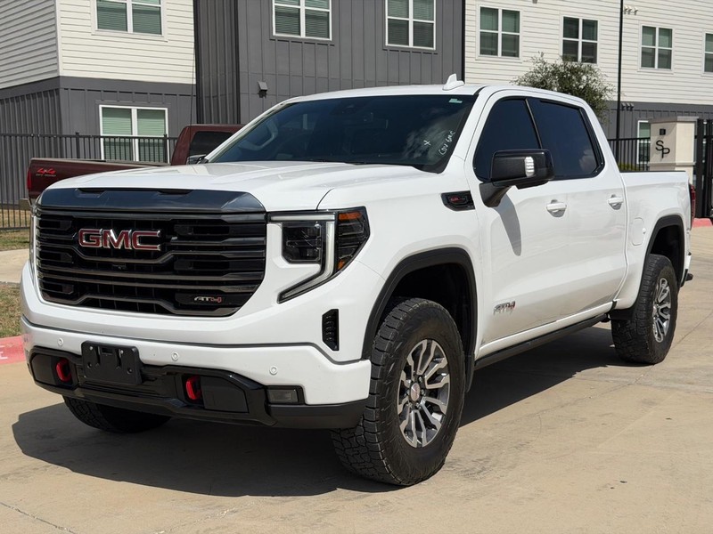 GMC Sierra 150 Vehicle Full-screen Gallery Image 02