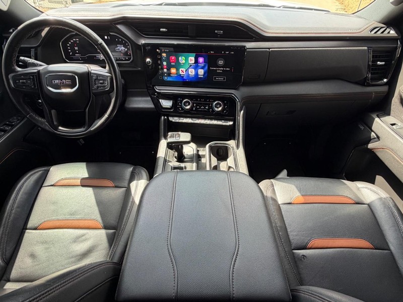 GMC Sierra 150 Vehicle Full-screen Gallery Image 20