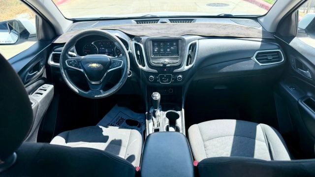 Chevrolet Equinox Vehicle Full-screen Gallery Image 06