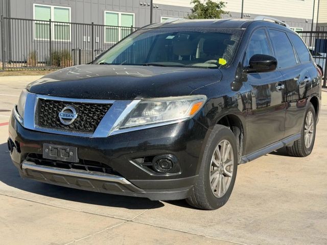Nissan Pathfinder Vehicle Full-screen Gallery Image 02