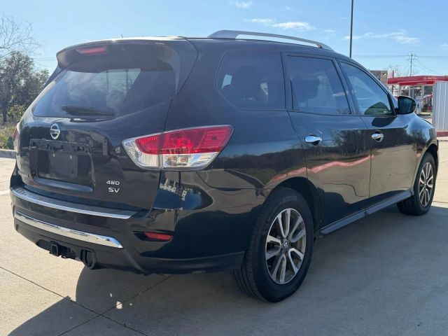 Nissan Pathfinder Vehicle Full-screen Gallery Image 06